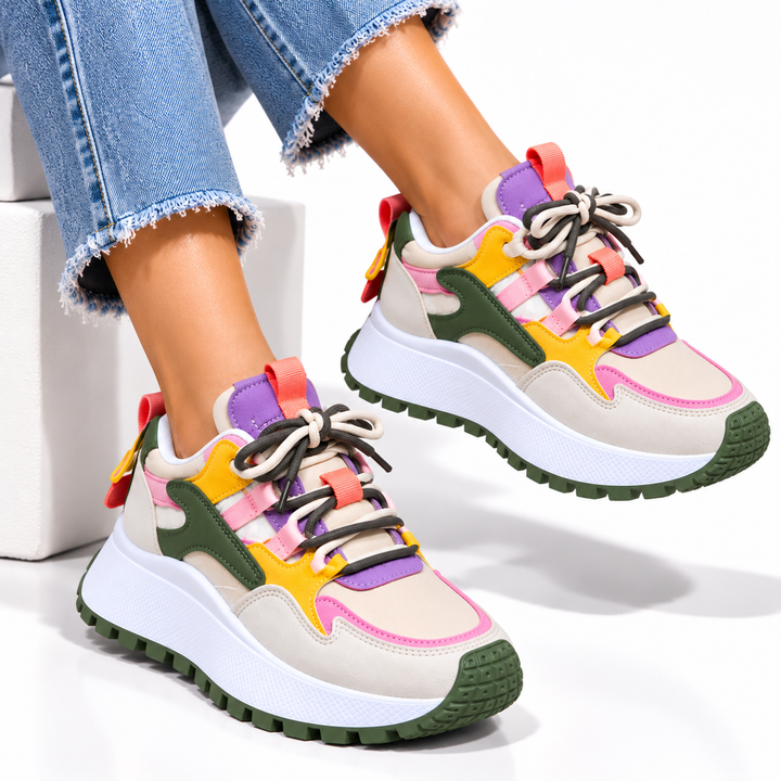Ariana Comfofeet Sneaker