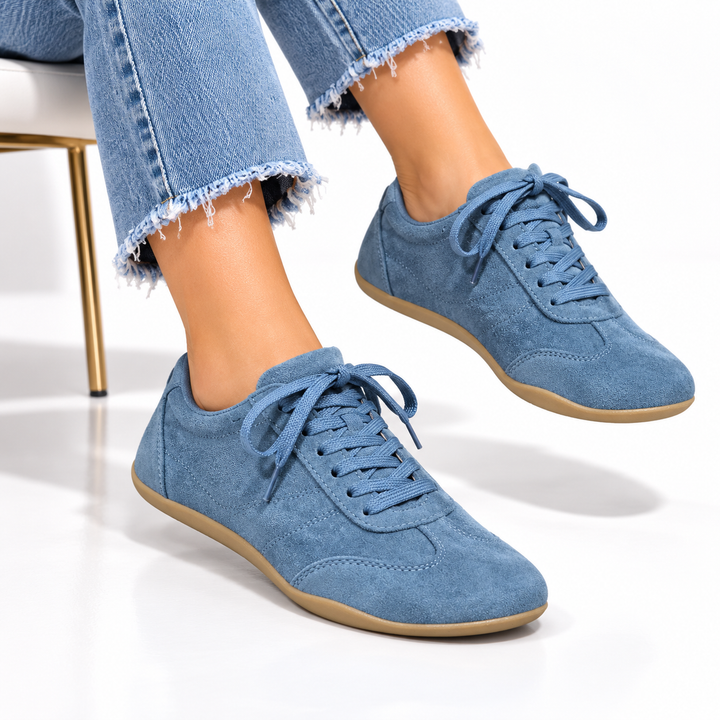 Tessa Marais Sneakers