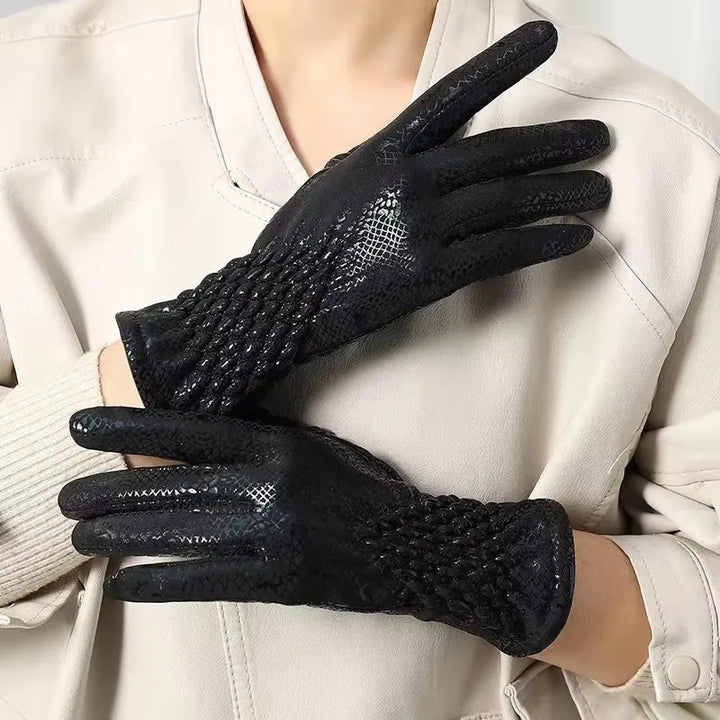 Venola Embossed Gloves