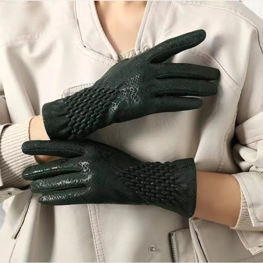 Venola Embossed Gloves