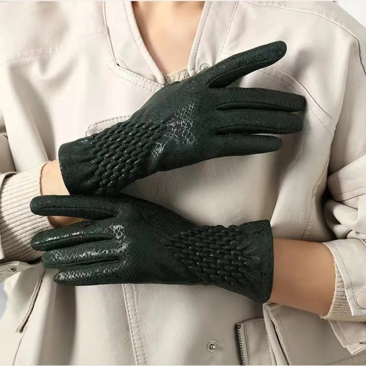 Venola Embossed Gloves