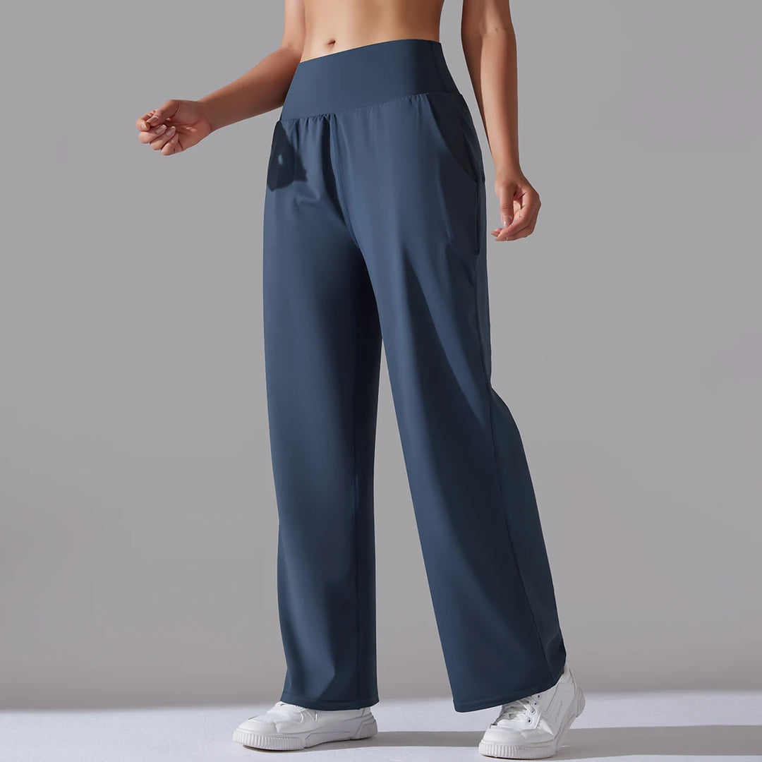 Lilia Motion Yoga Pants