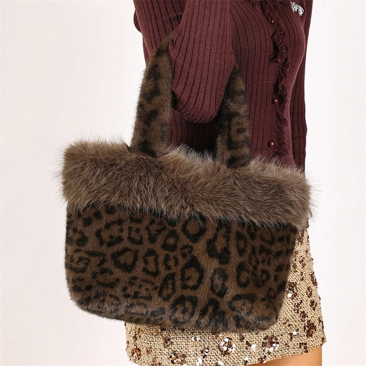 Kaia Fluffy Tote
