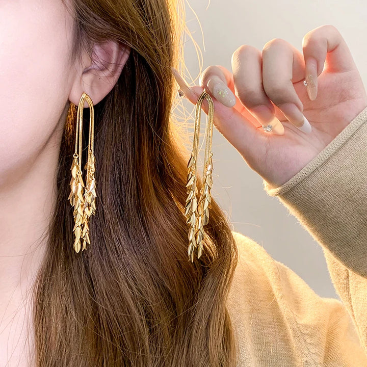 Elara Leaf Drop Earrings