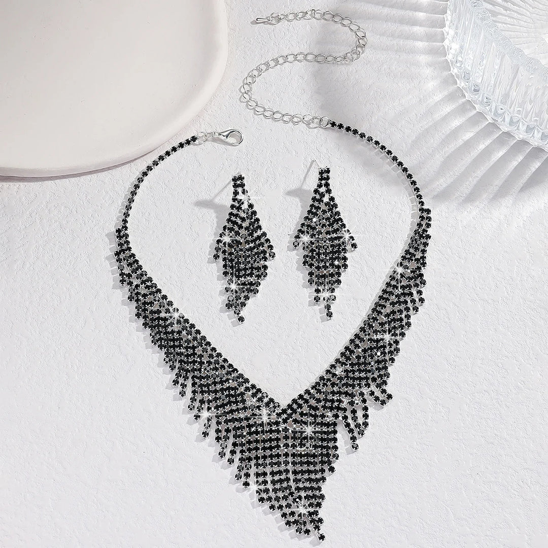 Valenora Crystal Necklace Set