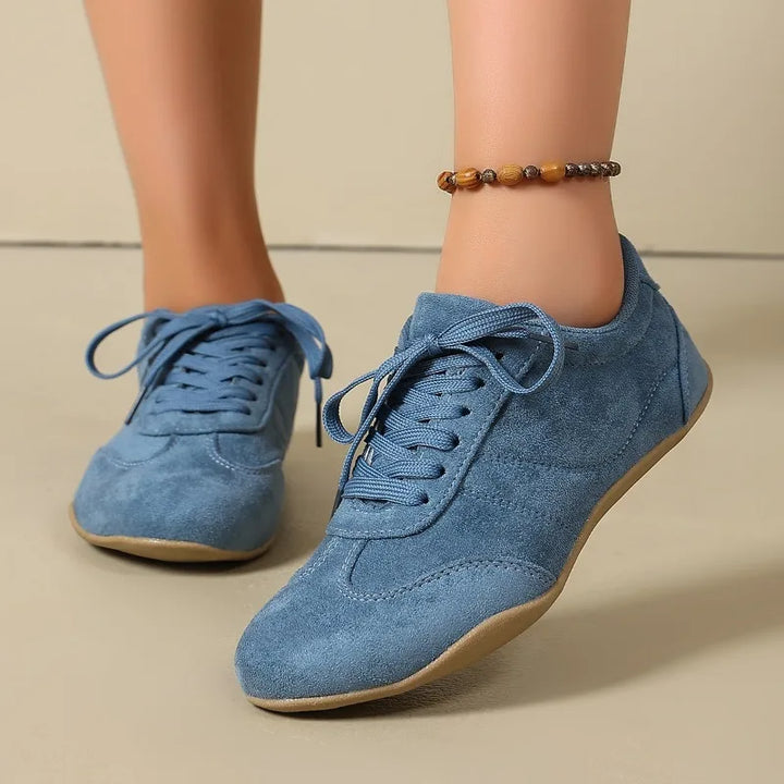 Tessa Marais Sneakers
