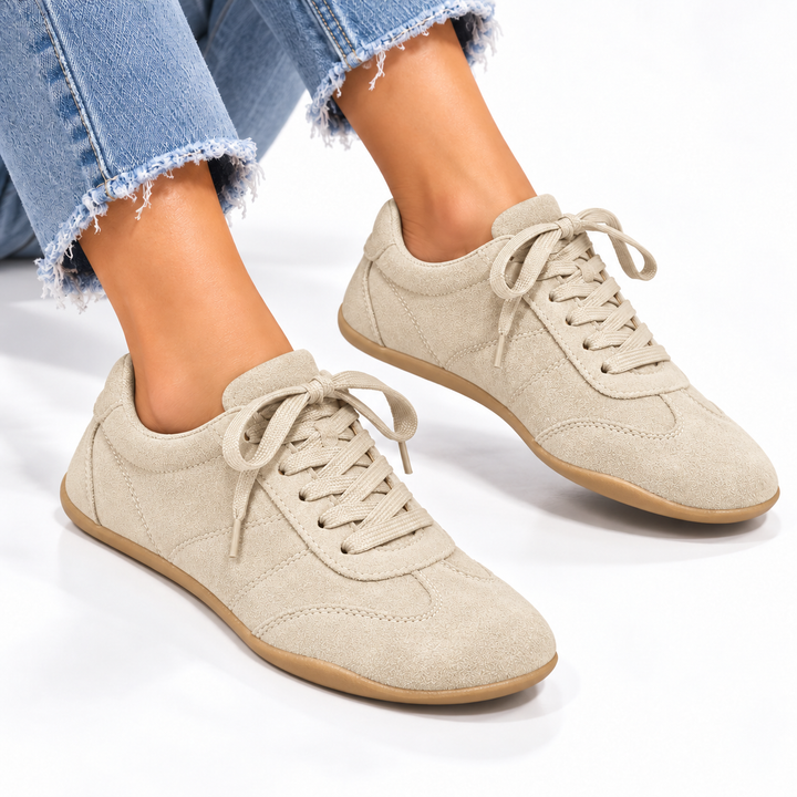 Tessa Marais Sneakers
